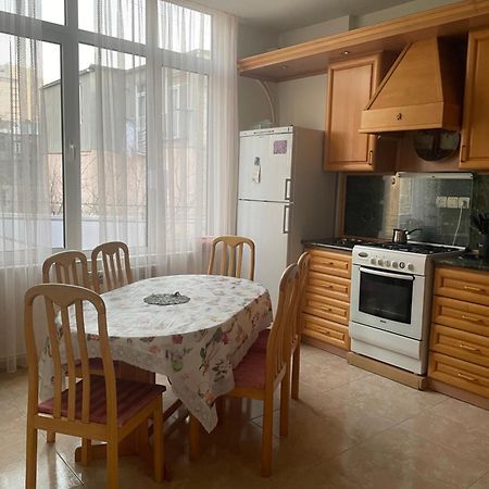 Bright And Modern 4Br Apartment - Center Of Erivan Dış mekan fotoğraf