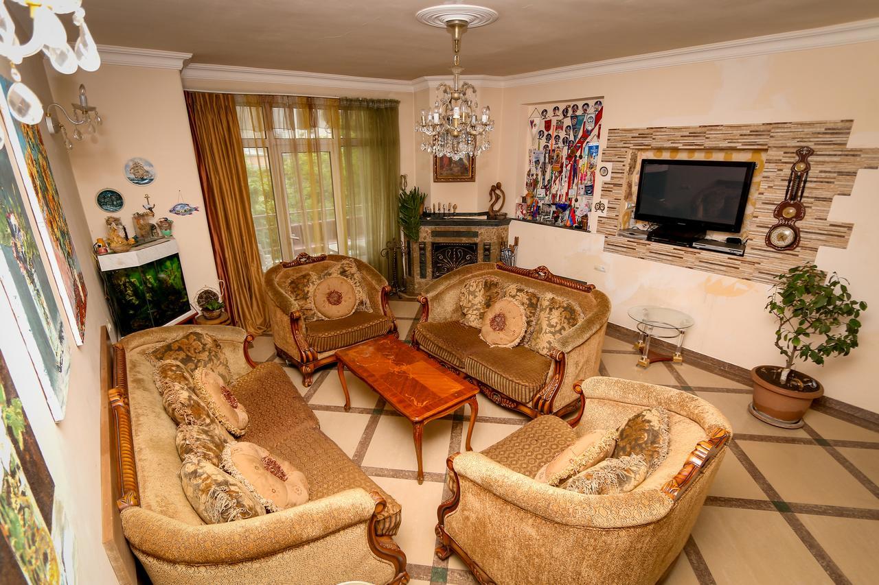 Bright And Modern 4Br Apartment - Center Of Erivan Dış mekan fotoğraf
